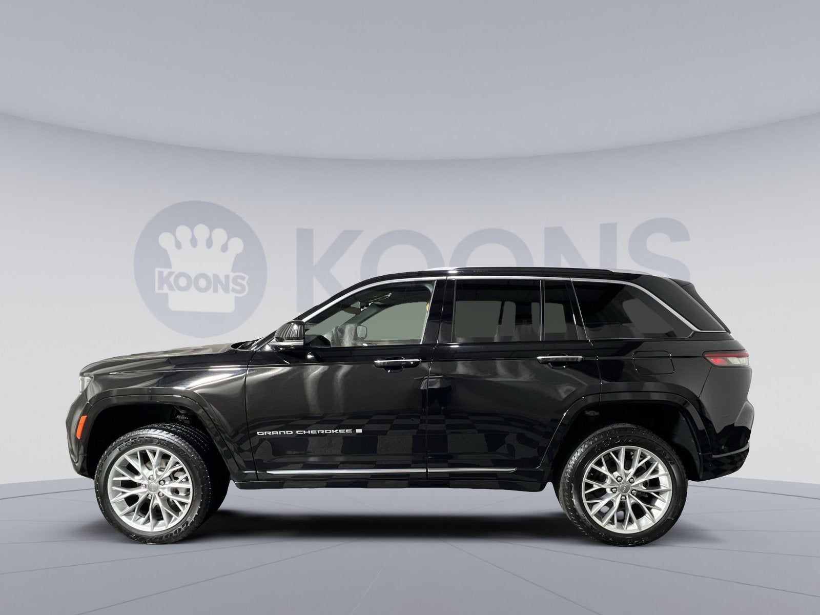 2022 Jeep Grand Cherokee Summit
