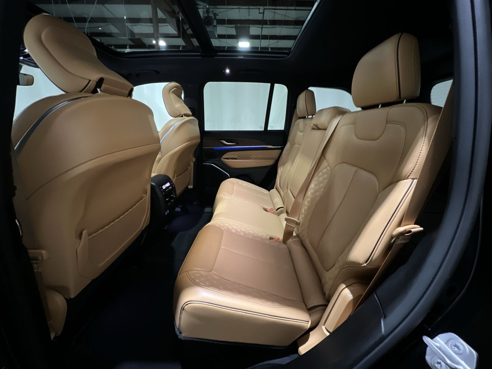 2022 Jeep Grand Cherokee Summit