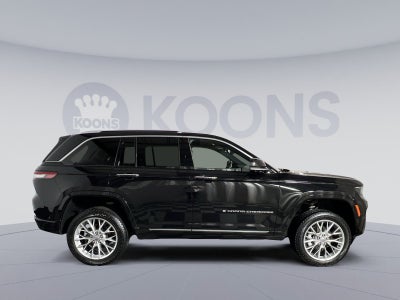 2022 Jeep Grand Cherokee Summit