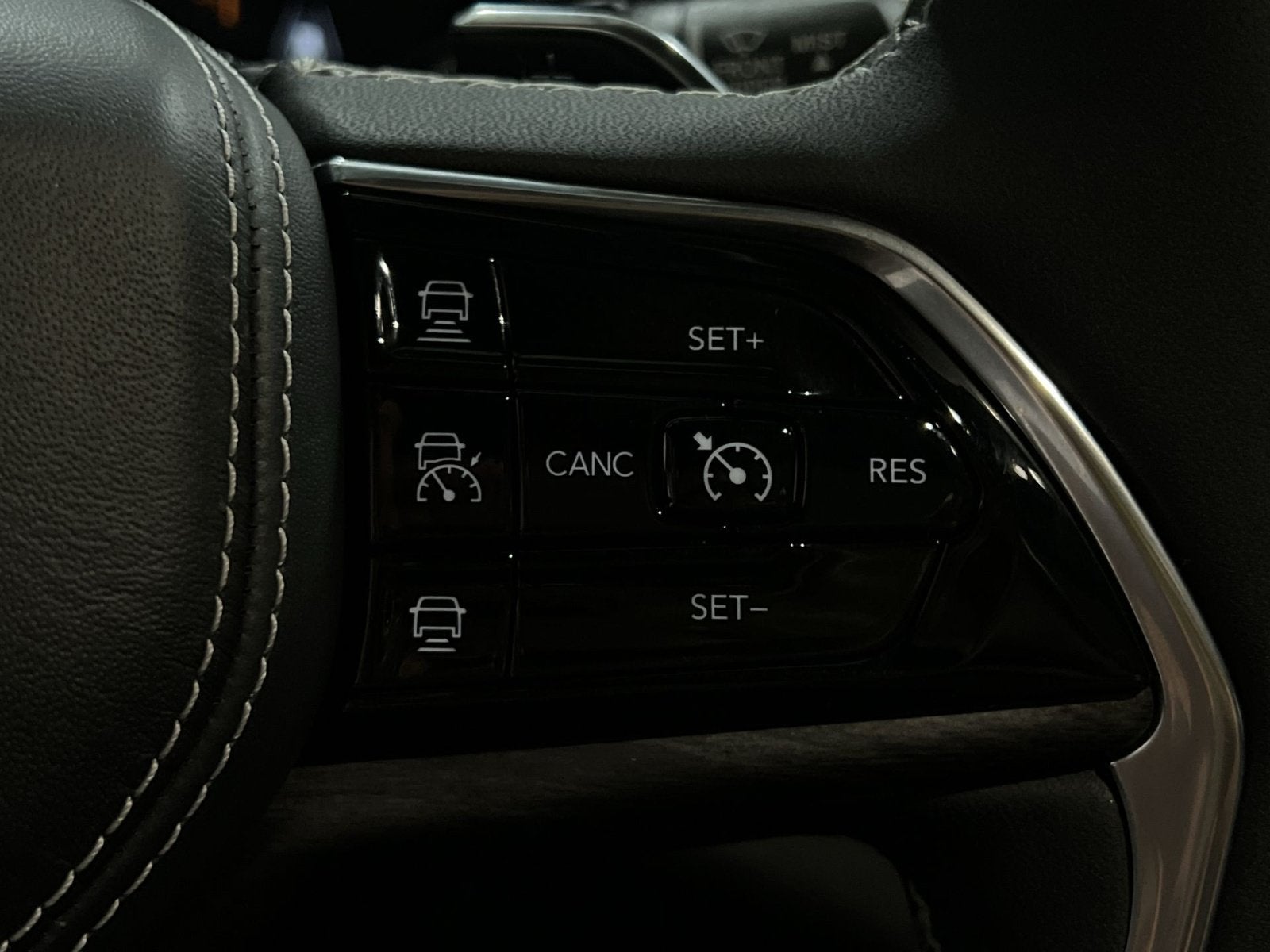 2023 Jeep Grand Cherokee Overland 4xe