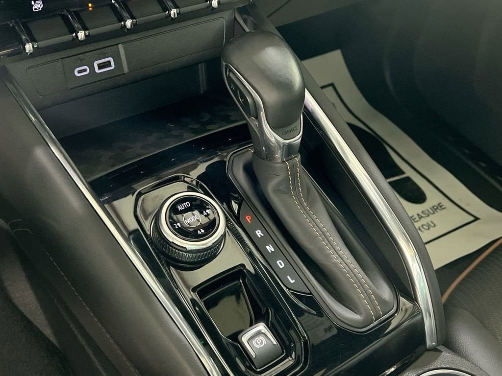 2024 GMC Canyon AT4