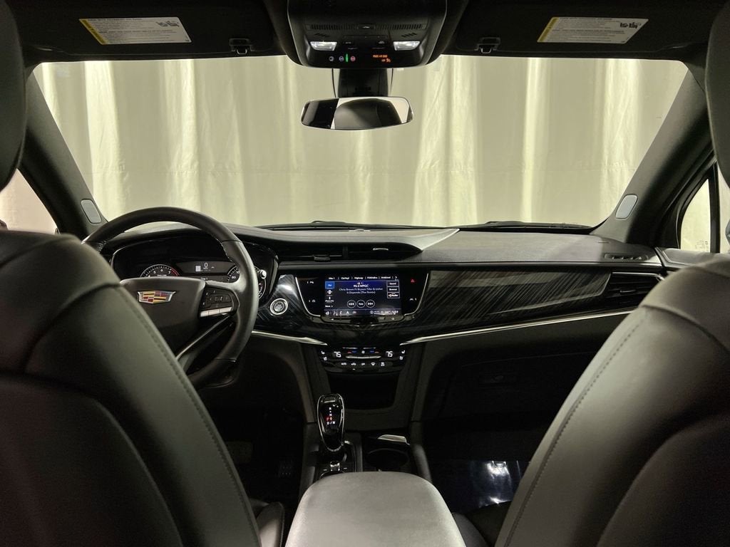 2024 Cadillac XT6 Premium Luxury