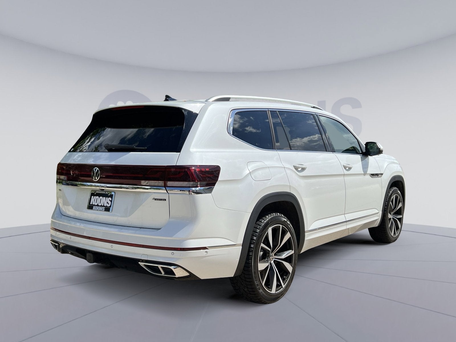 2025 Volkswagen Atlas 2.0T SEL Premium R-Line