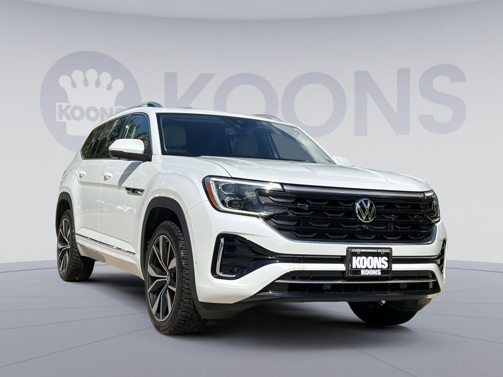 2025 Volkswagen Atlas 2.0T SEL Premium R-Line