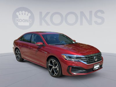 2022 Volkswagen Passat 2.0T R-Line
