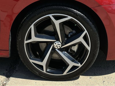 2022 Volkswagen Passat 2.0T R-Line