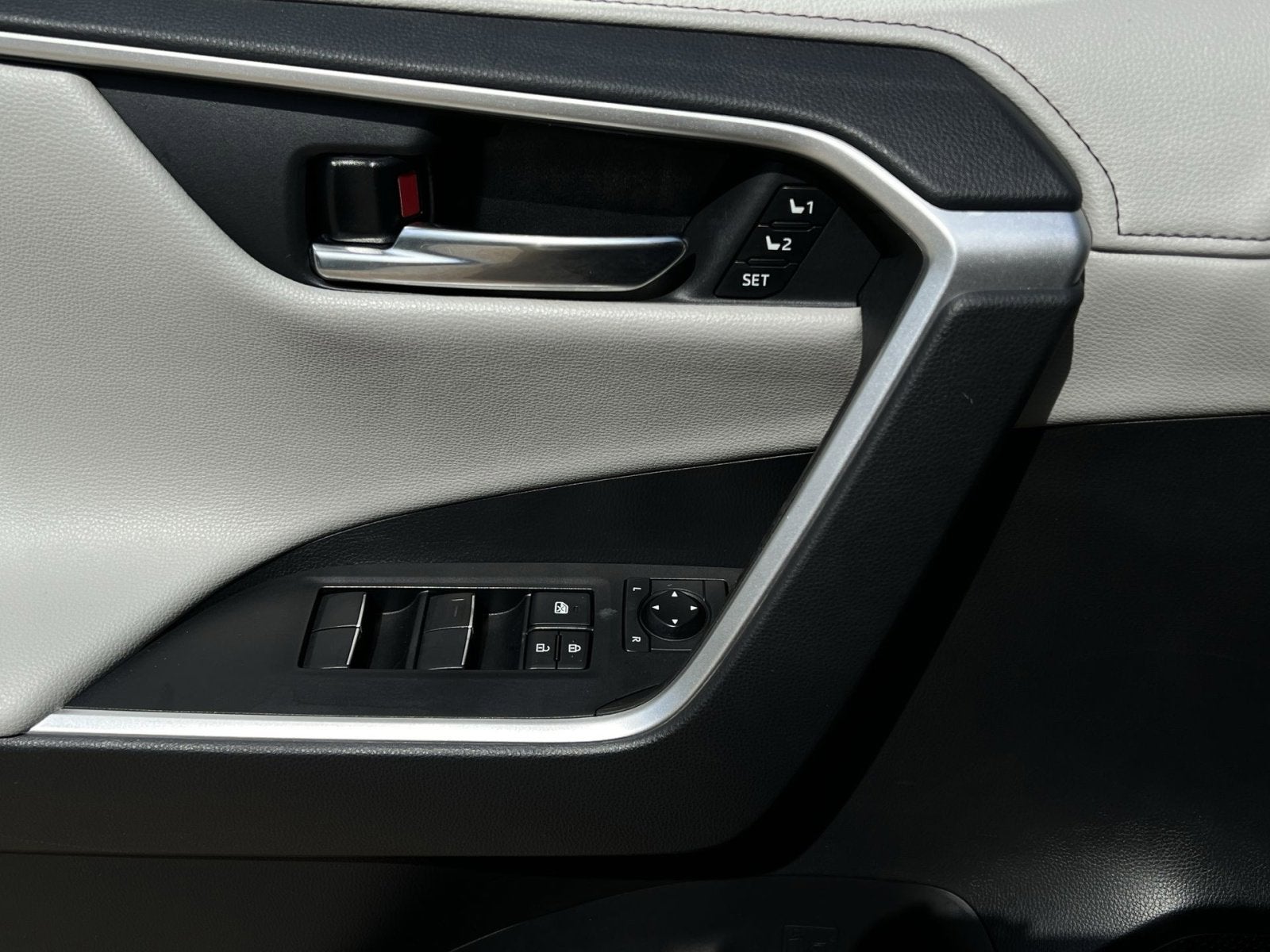 2020 Toyota RAV4 Limited