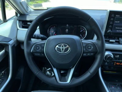 2020 Toyota RAV4 Limited