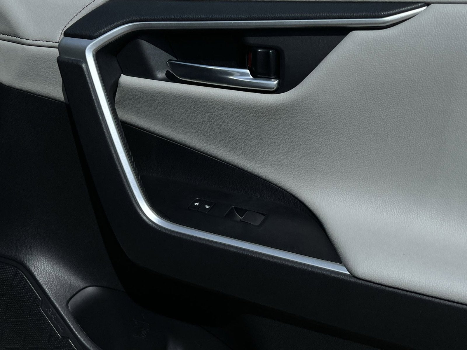 2020 Toyota RAV4 Limited