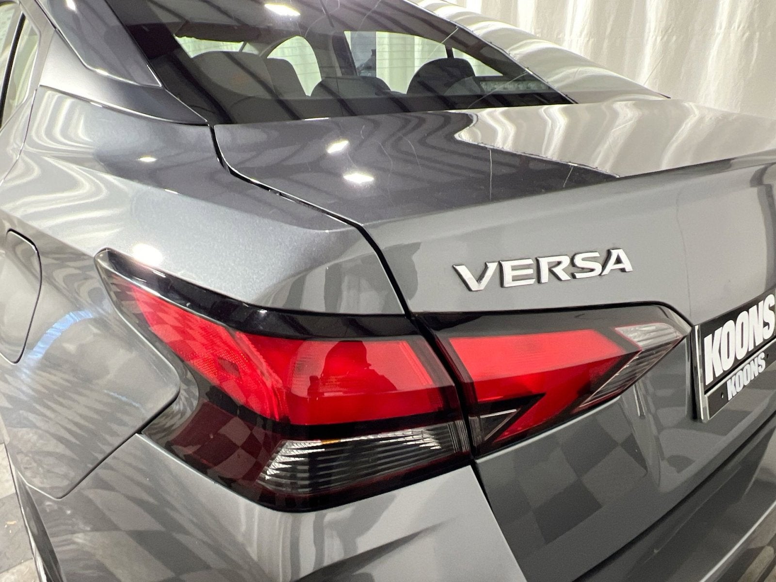 2021 Nissan Versa 1.6 S