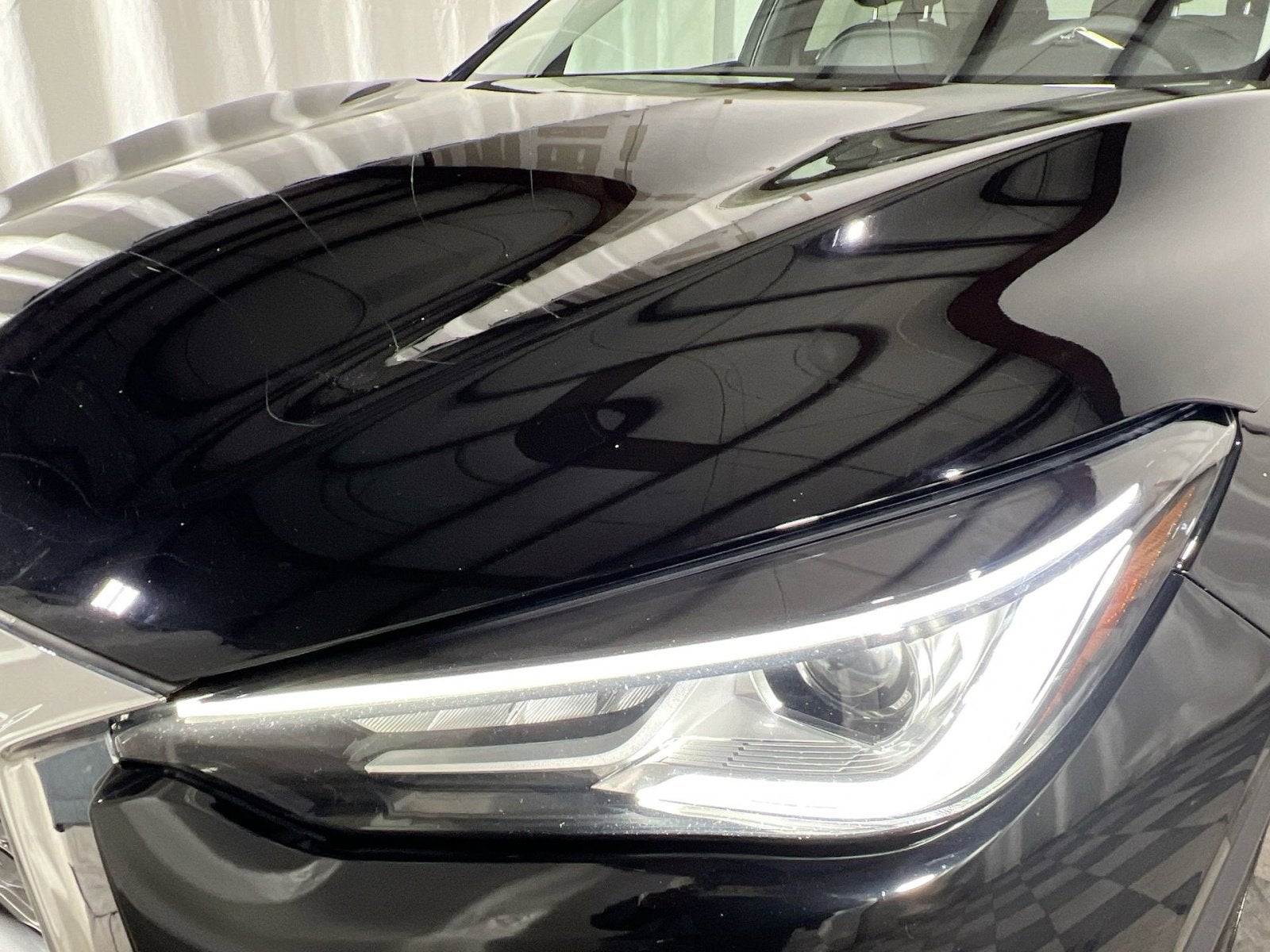 2023 INFINITI QX50 LUXE