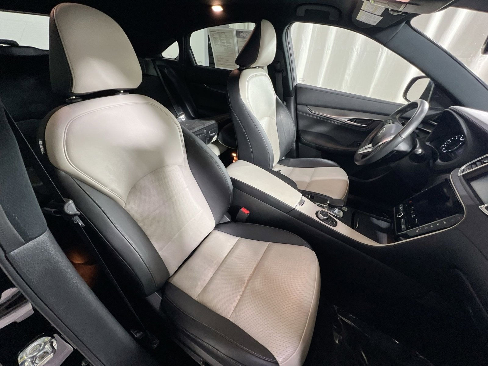 2023 INFINITI QX55 LUXE