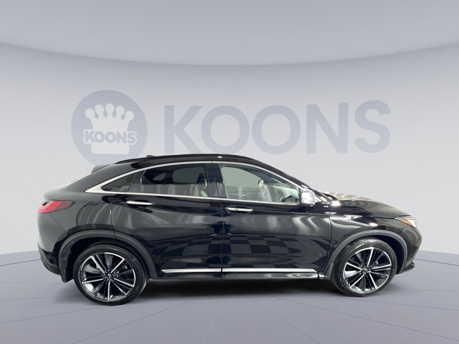 2023 INFINITI QX55 LUXE