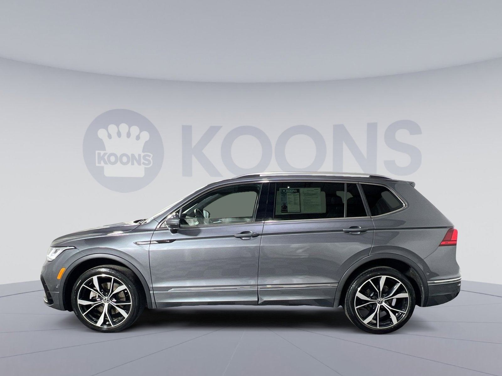 2024 Volkswagen Tiguan 2.0T SEL R-Line