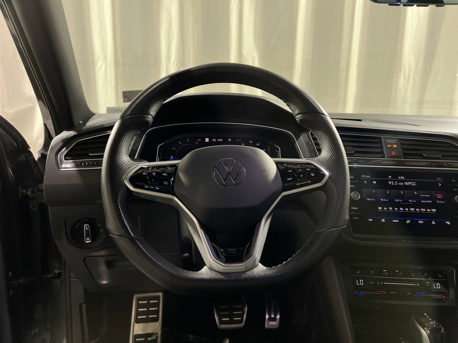 2024 Volkswagen Tiguan 2.0T SEL R-Line