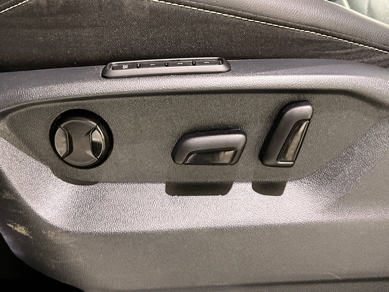 2024 Volkswagen Tiguan 2.0T SEL R-Line