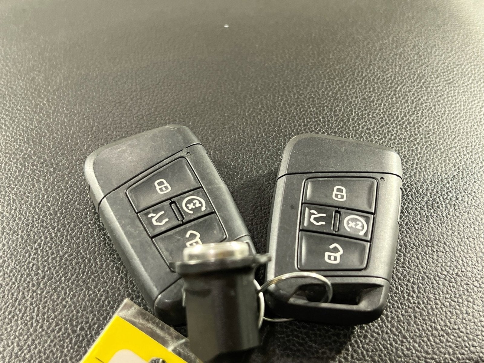 2024 Volkswagen Tiguan 2.0T SEL R-Line