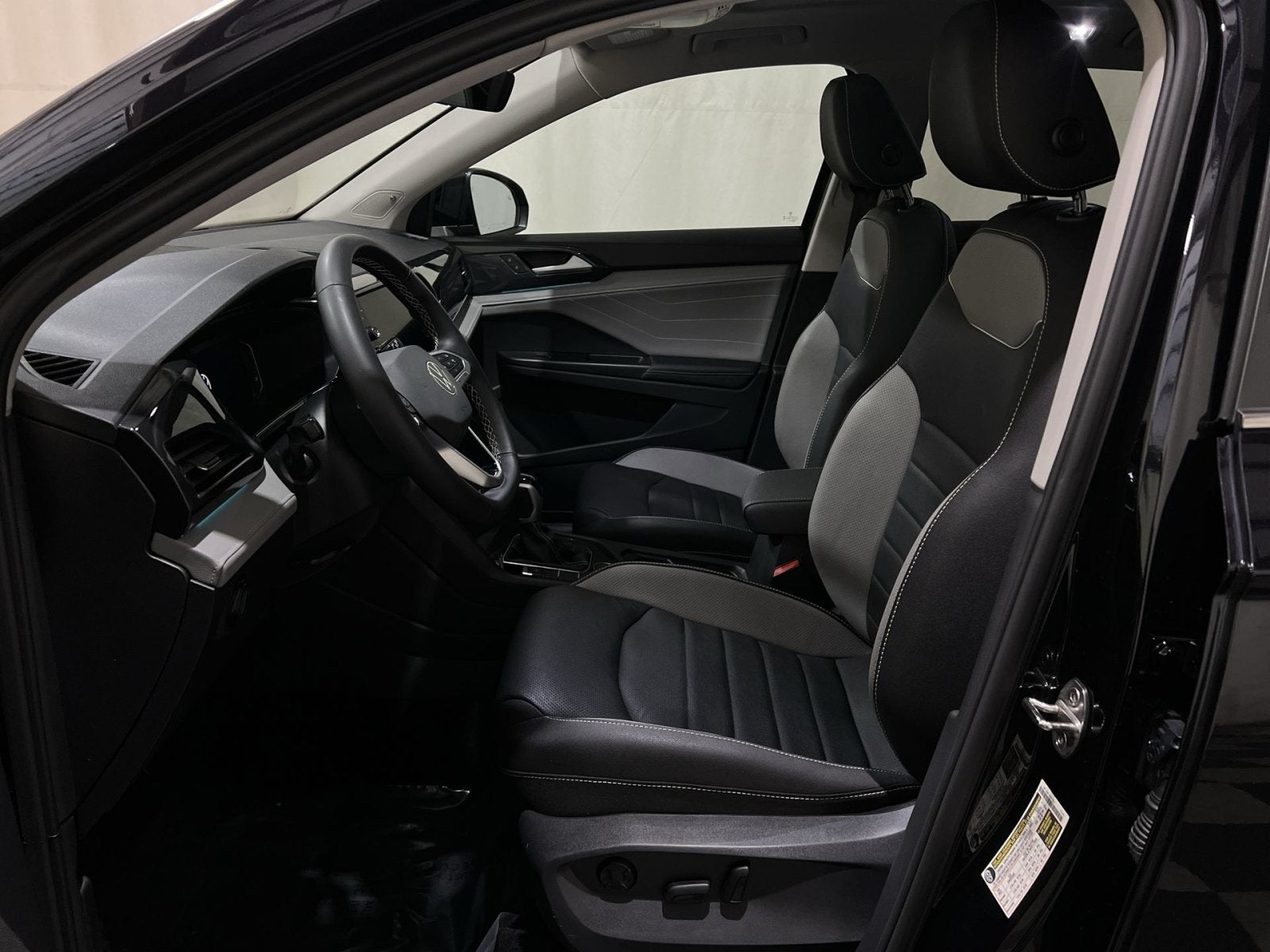 2024 Volkswagen Taos 1.5T SEL
