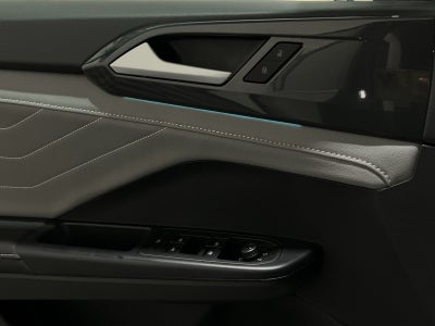 2024 Volkswagen Taos 1.5T SEL