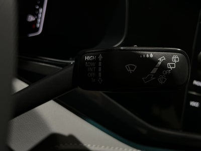 2024 Volkswagen Taos 1.5T SEL