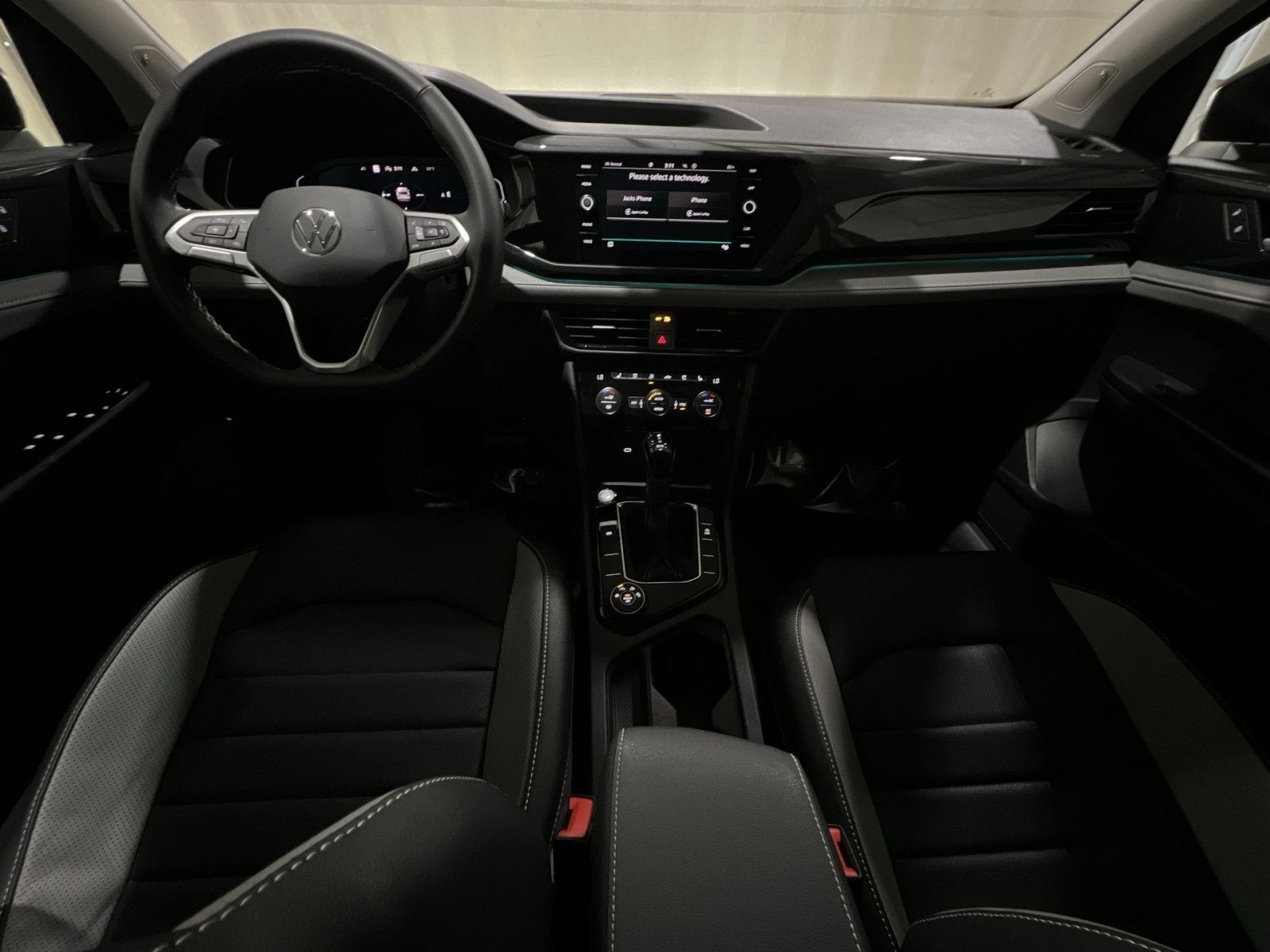 2024 Volkswagen Taos 1.5T SEL