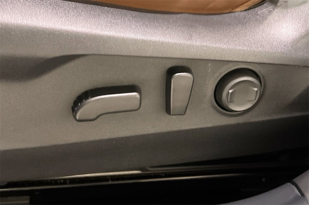 2020 Subaru Outback Touring XT