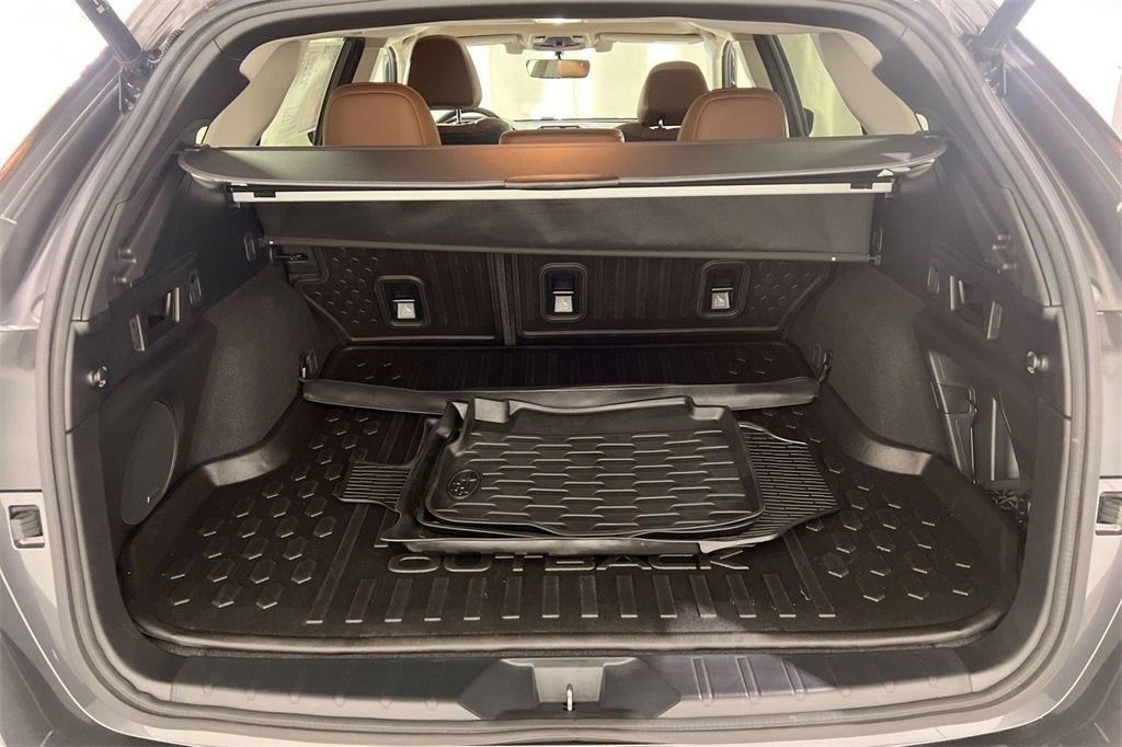 2020 Subaru Outback Touring XT