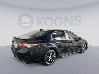 2019 Toyota Camry SE