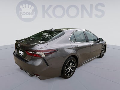2024 Toyota Camry Hybrid SE