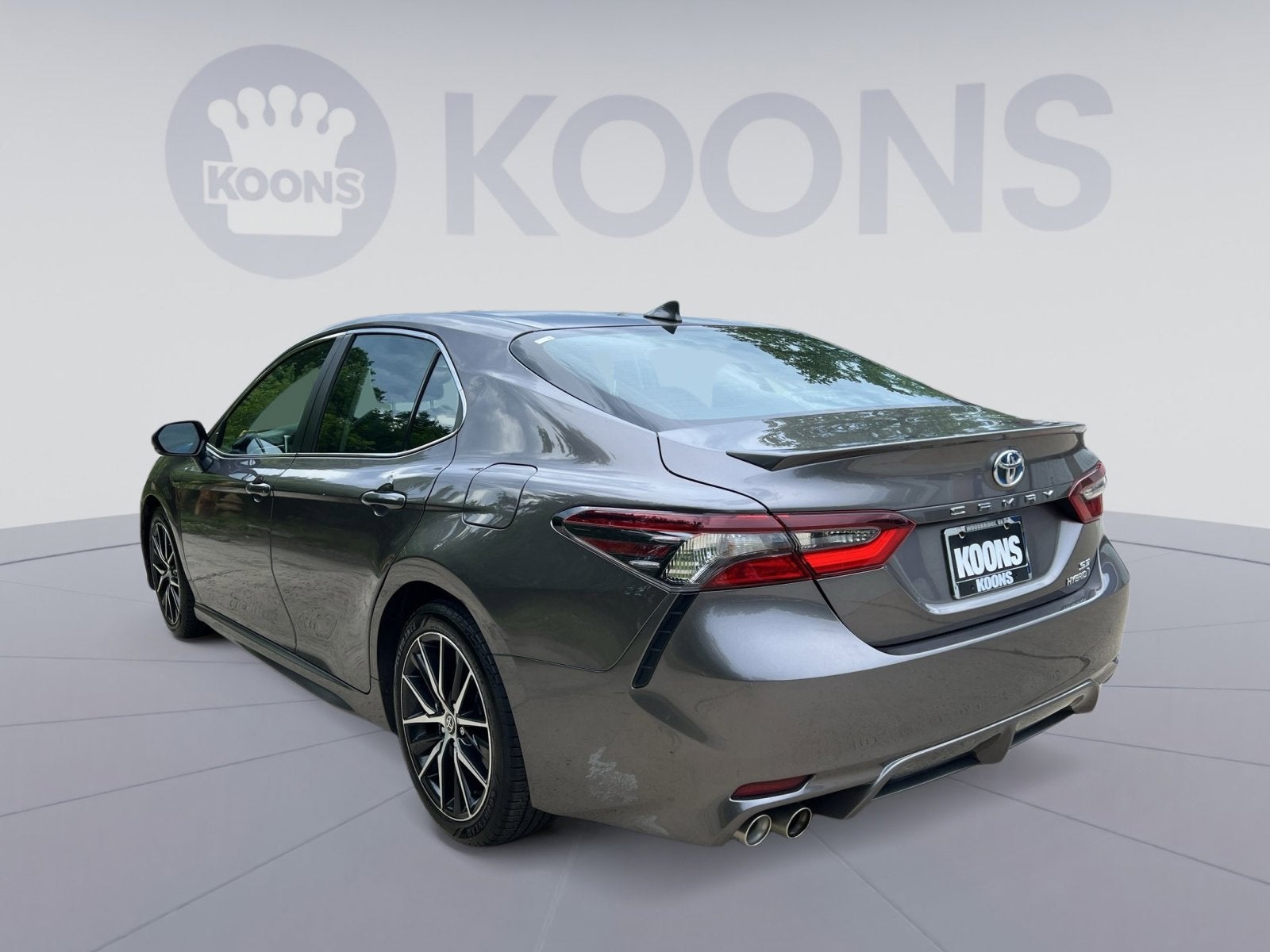 2024 Toyota Camry Hybrid SE