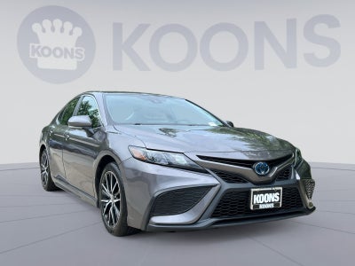 2024 Toyota Camry Hybrid SE