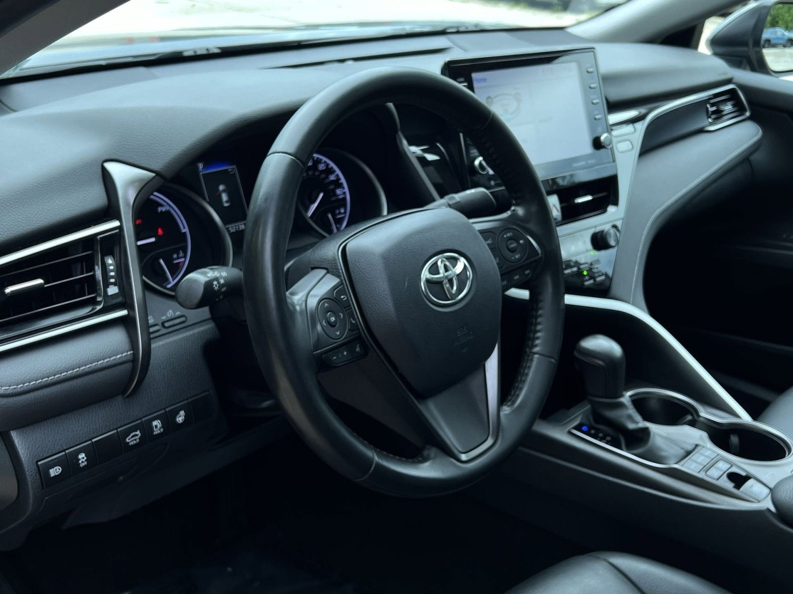 2024 Toyota Camry Hybrid SE