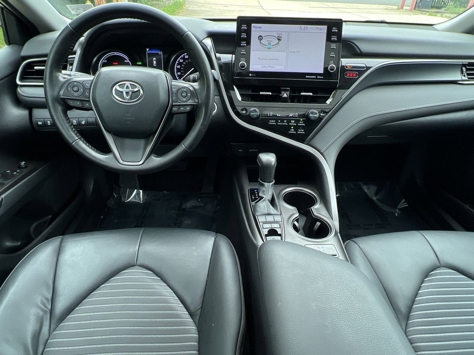 2024 Toyota Camry Hybrid SE