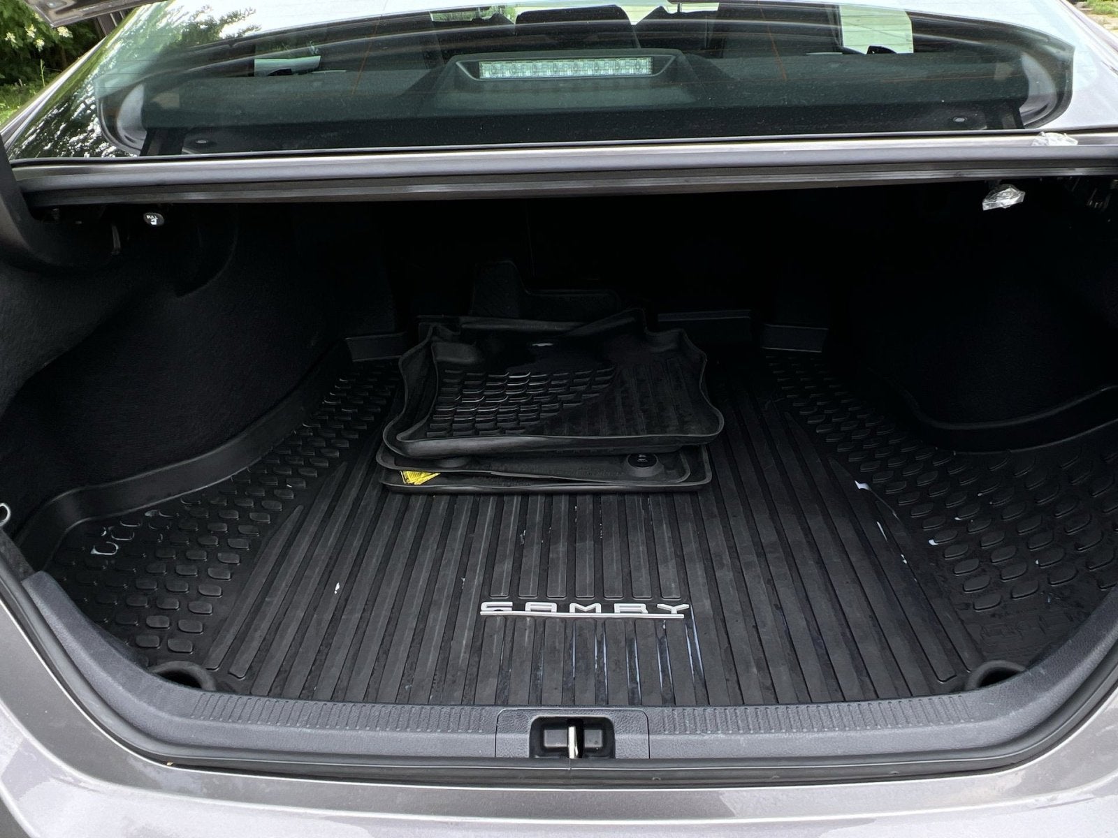 2024 Toyota Camry Hybrid SE