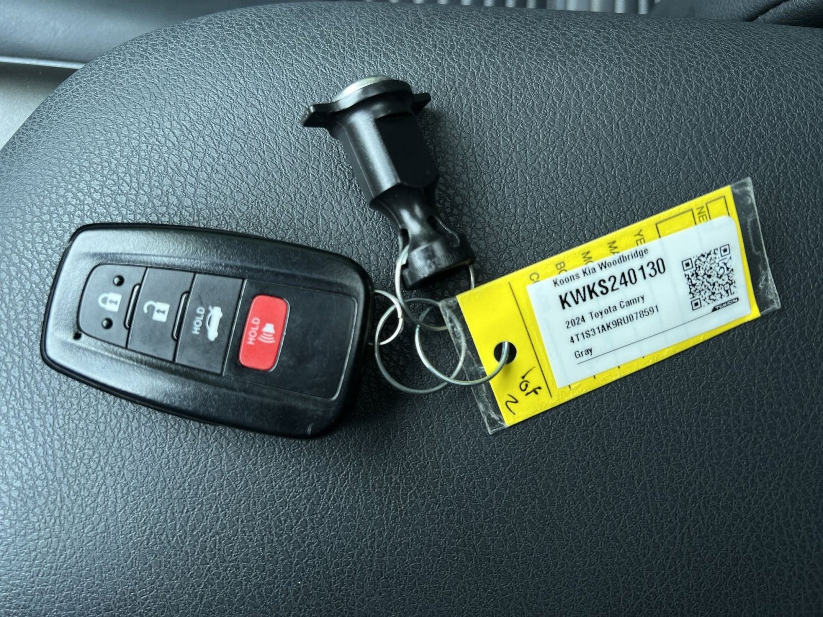 2024 Toyota Camry Hybrid SE