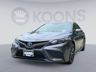 2024 Toyota Camry Hybrid SE
