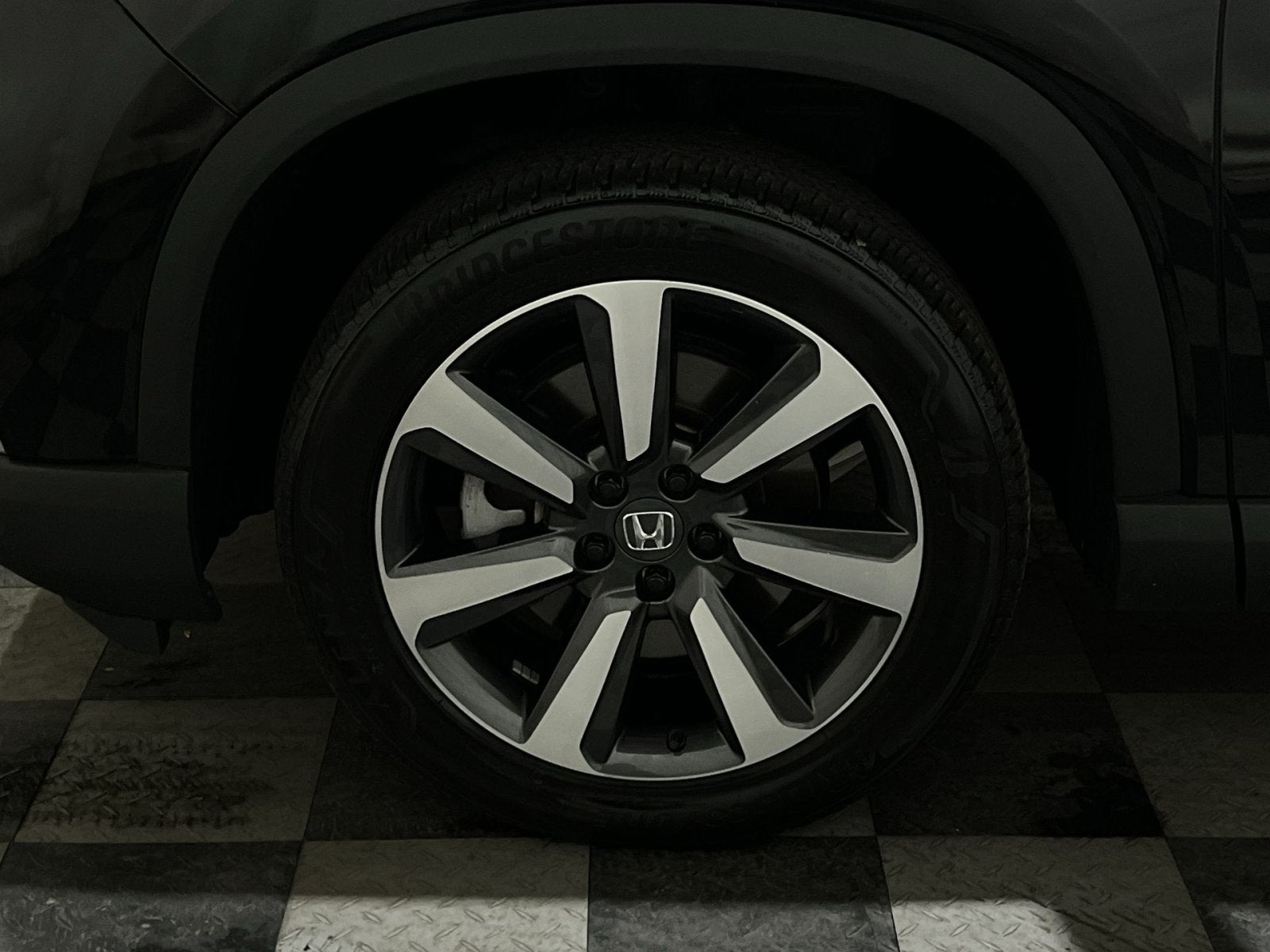2025 Honda Pilot Touring