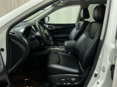 2020 Nissan Pathfinder Platinum