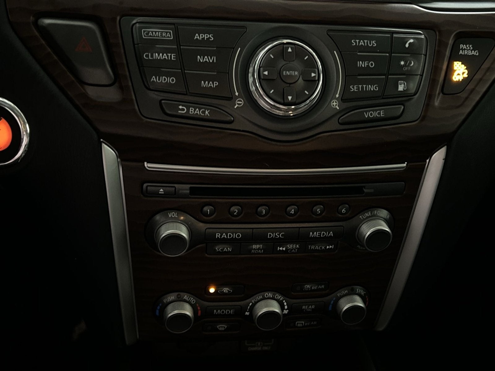 2020 Nissan Pathfinder Platinum