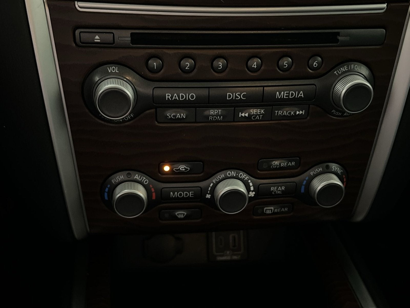 2020 Nissan Pathfinder Platinum