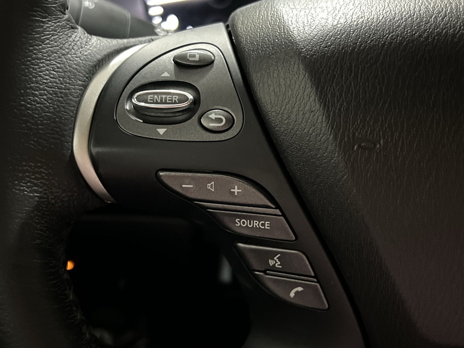 2020 Nissan Pathfinder Platinum