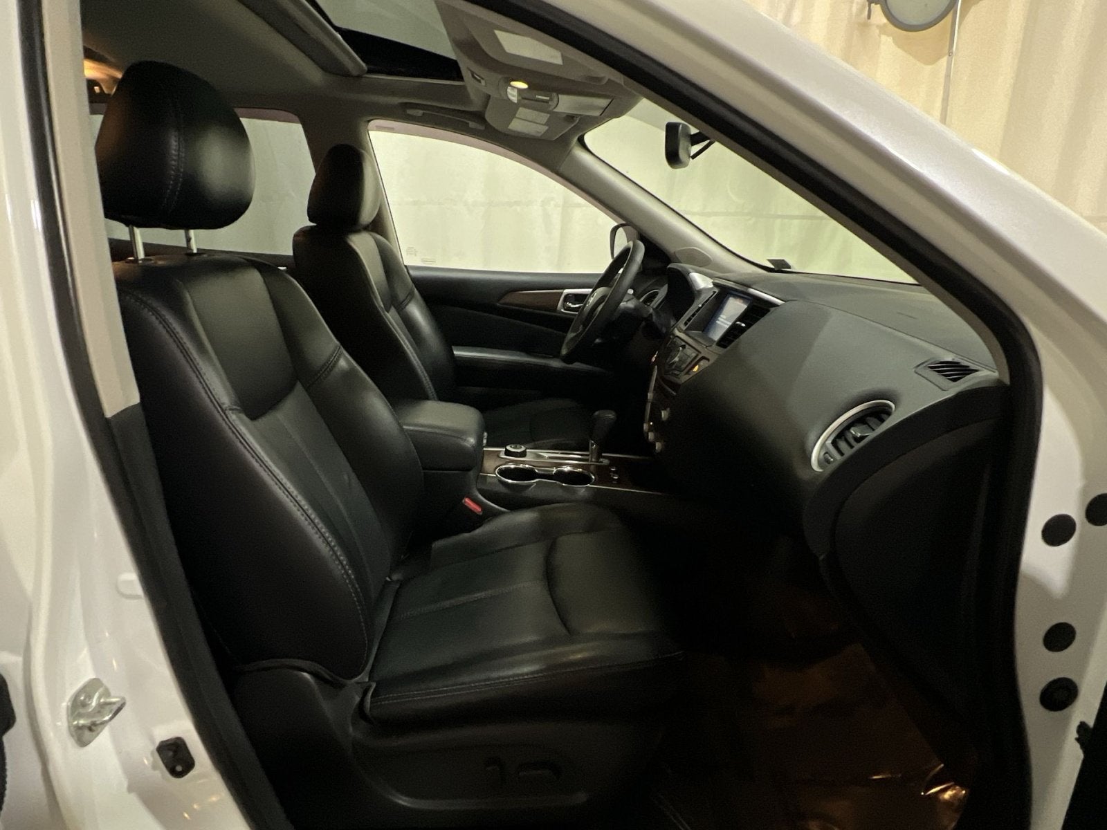 2020 Nissan Pathfinder Platinum
