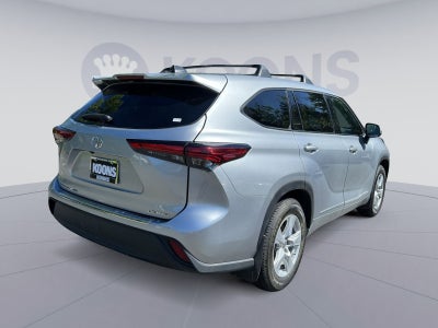 2022 Toyota Highlander LE