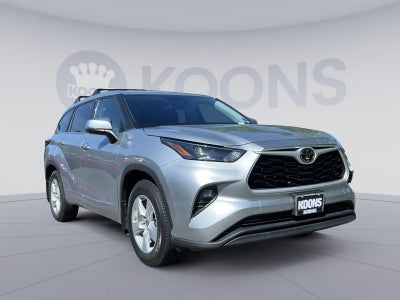 2022 Toyota Highlander LE