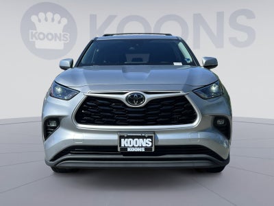 2022 Toyota Highlander LE
