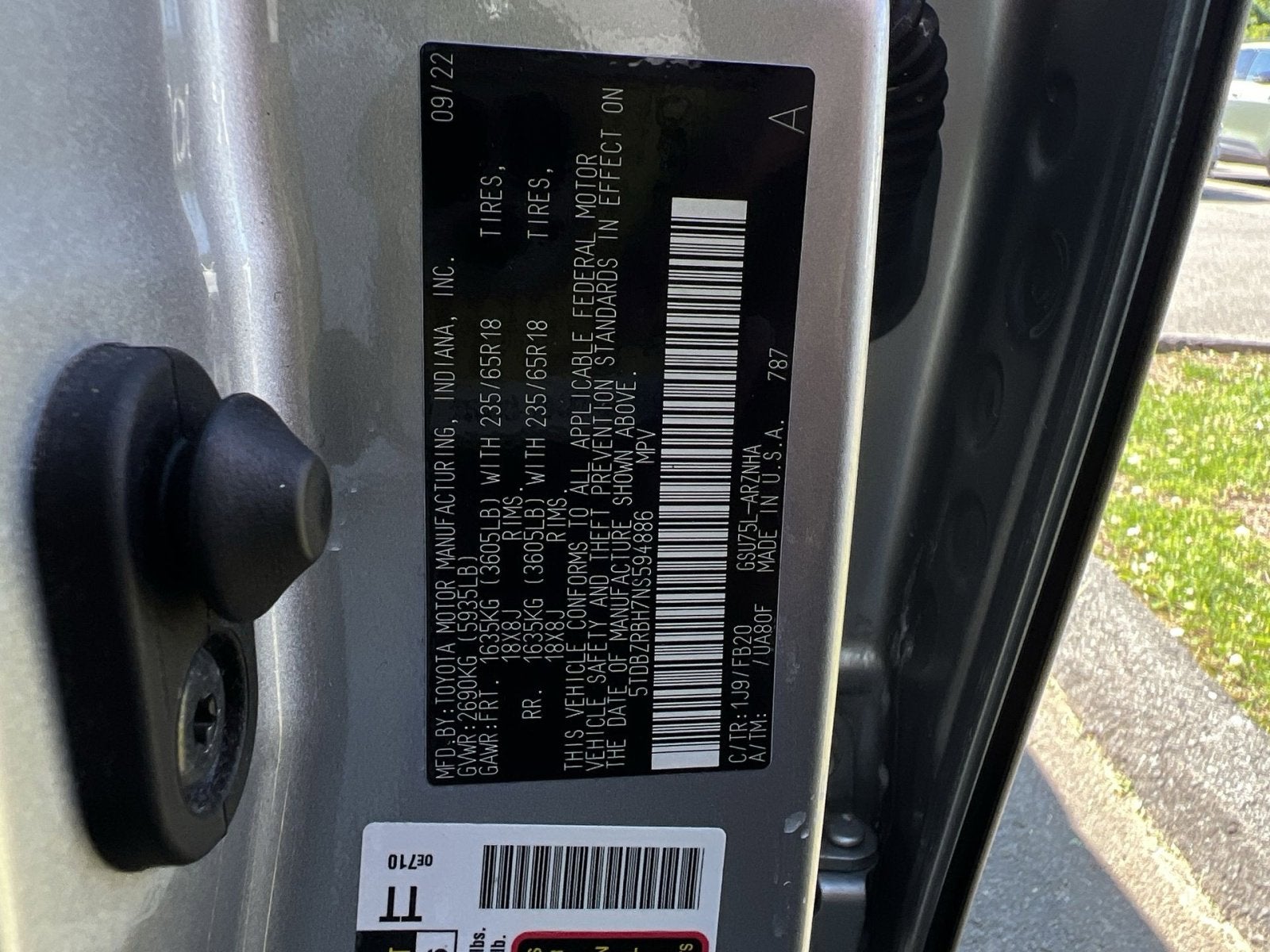 2022 Toyota Highlander LE