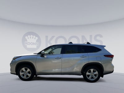 2022 Toyota Highlander LE