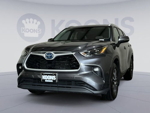 2022 Toyota Highlander Hybrid XLE