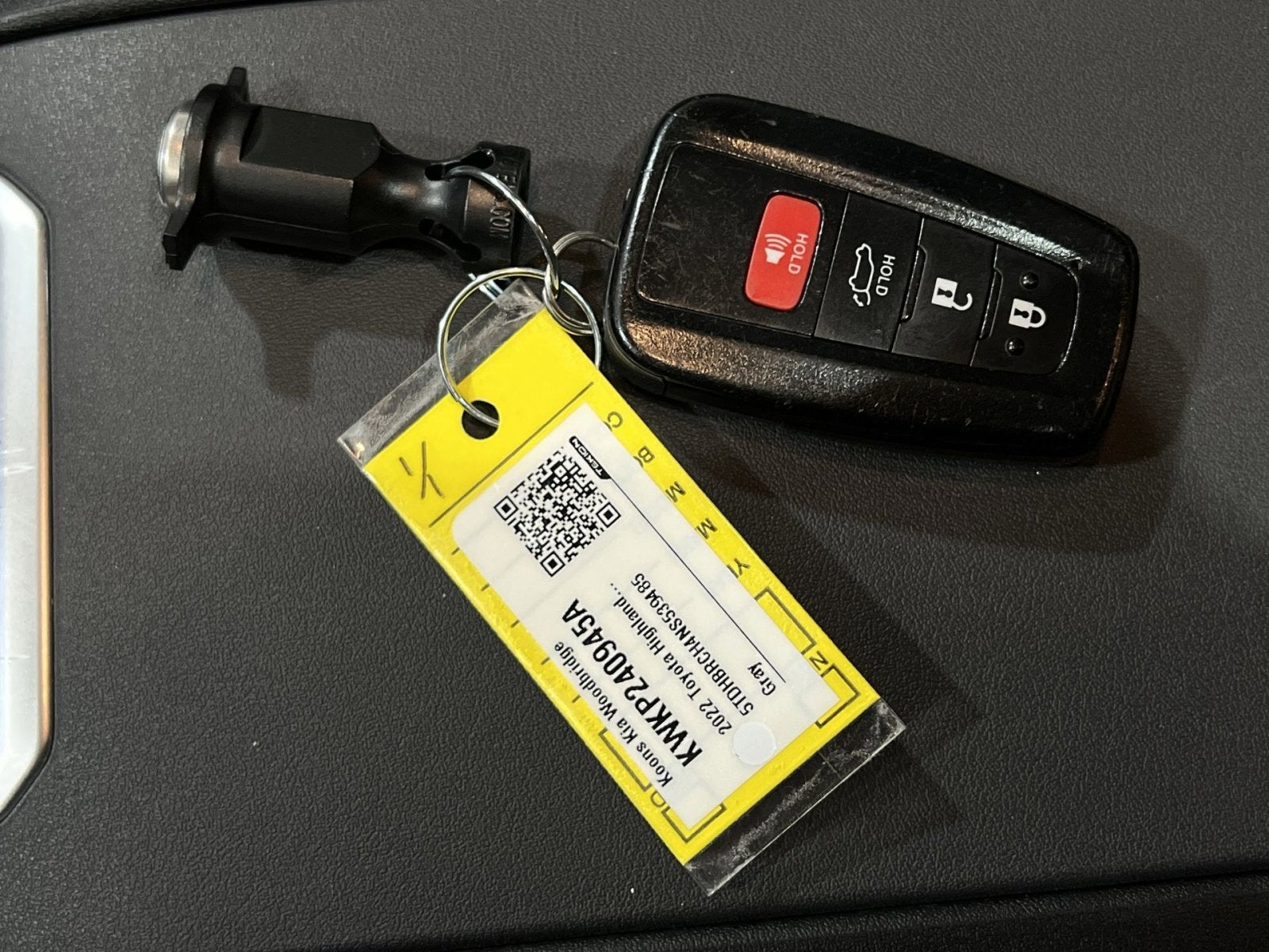 2022 Toyota Highlander Hybrid XLE