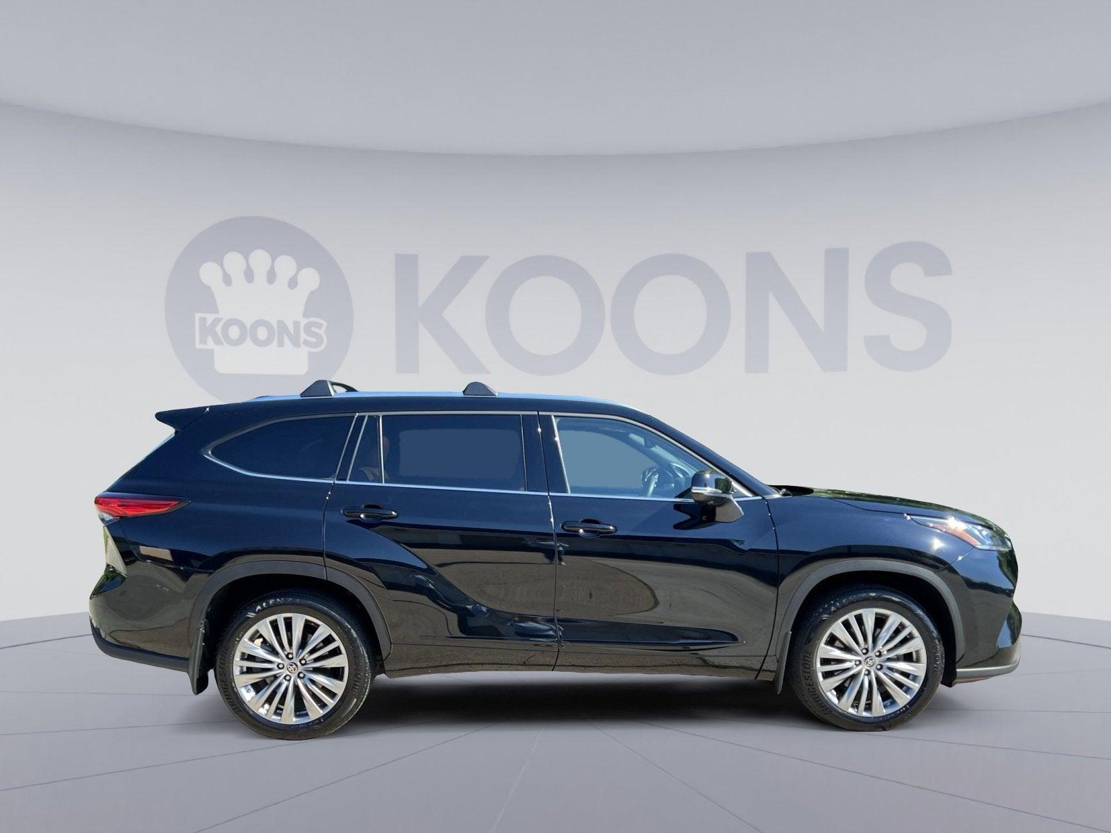 2023 Toyota Highlander Platinum